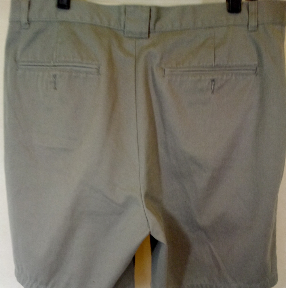 Mens Puritan Light Green Pleated Front Shorts 38 - Picture 3 of 4